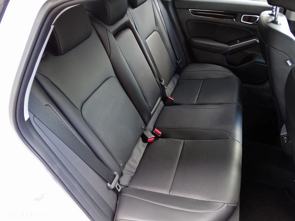 Honda Civic 2.0 i-MMD Advance BSI CVT - 9