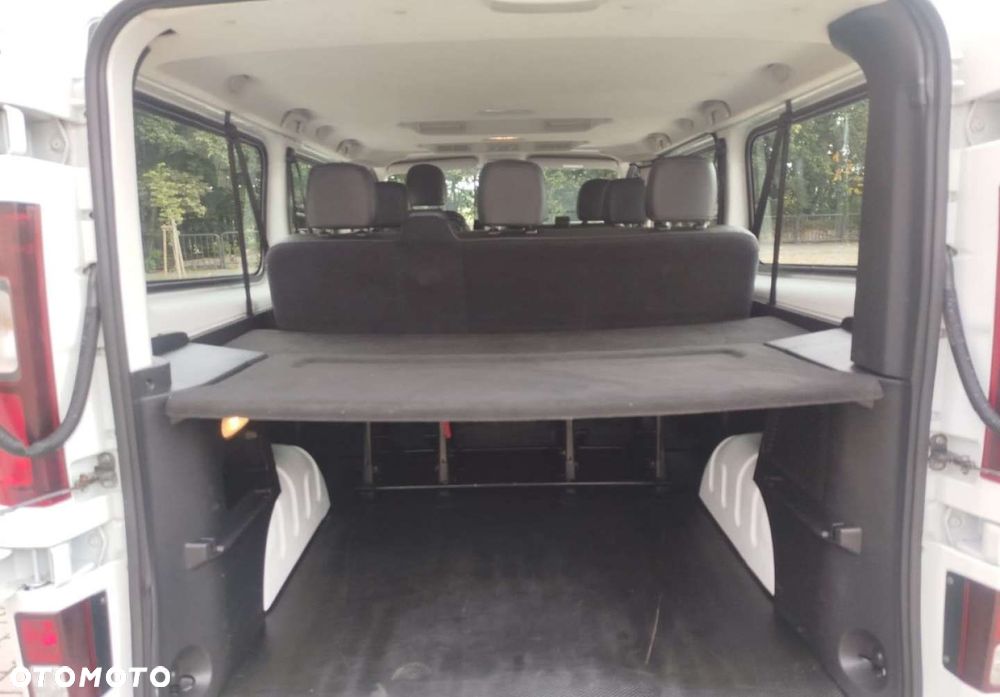 Renault Trafic - 28