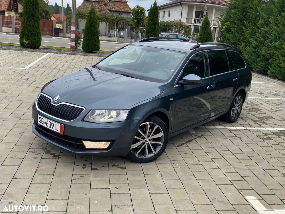 Skoda Octavia 2.0 TDI Premium Edition - 1