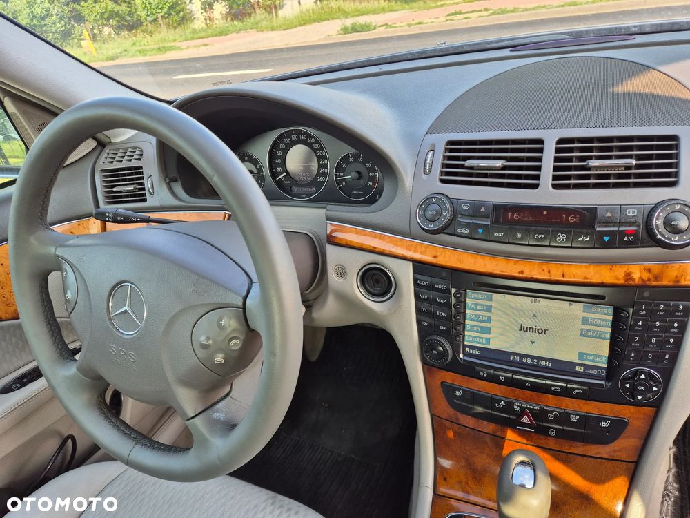 Mercedes-Benz Klasa E - 7