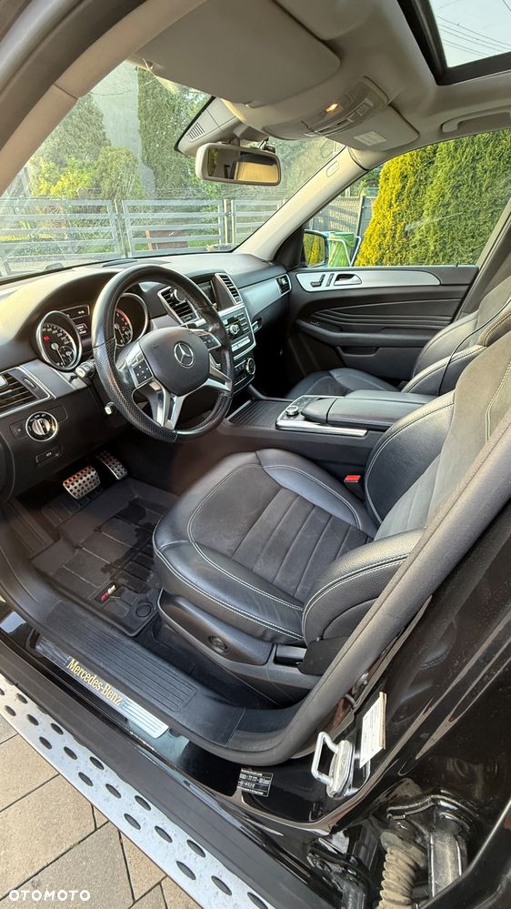 Mercedes-Benz ML 350 BlueTEC 4-Matic - 11