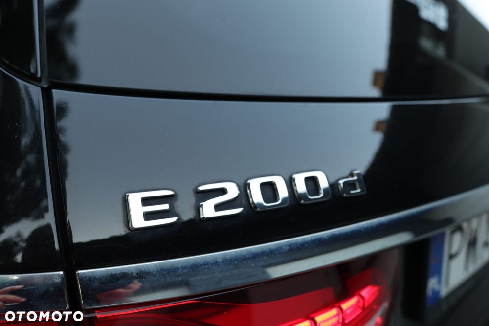 Mercedes-Benz Klasa E 200 d Avantgarde - 17