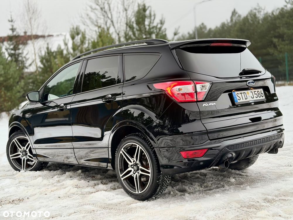 Ford Kuga 1.5 EcoBoost 2x4 ST-Line - 6