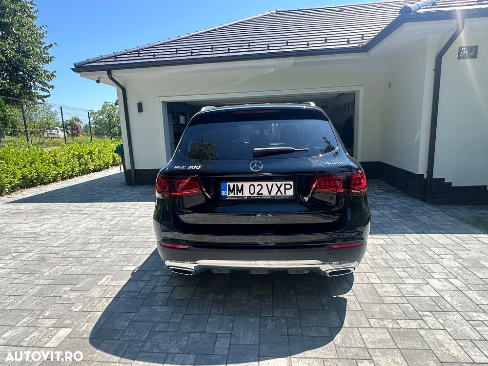 Mercedes-Benz GLC - 4