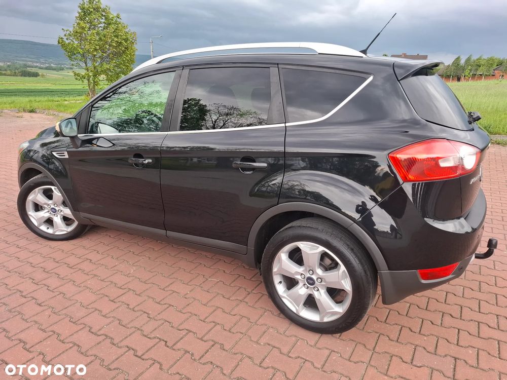 Ford Kuga 2.0 TDCi 4x4 Titanium - 19