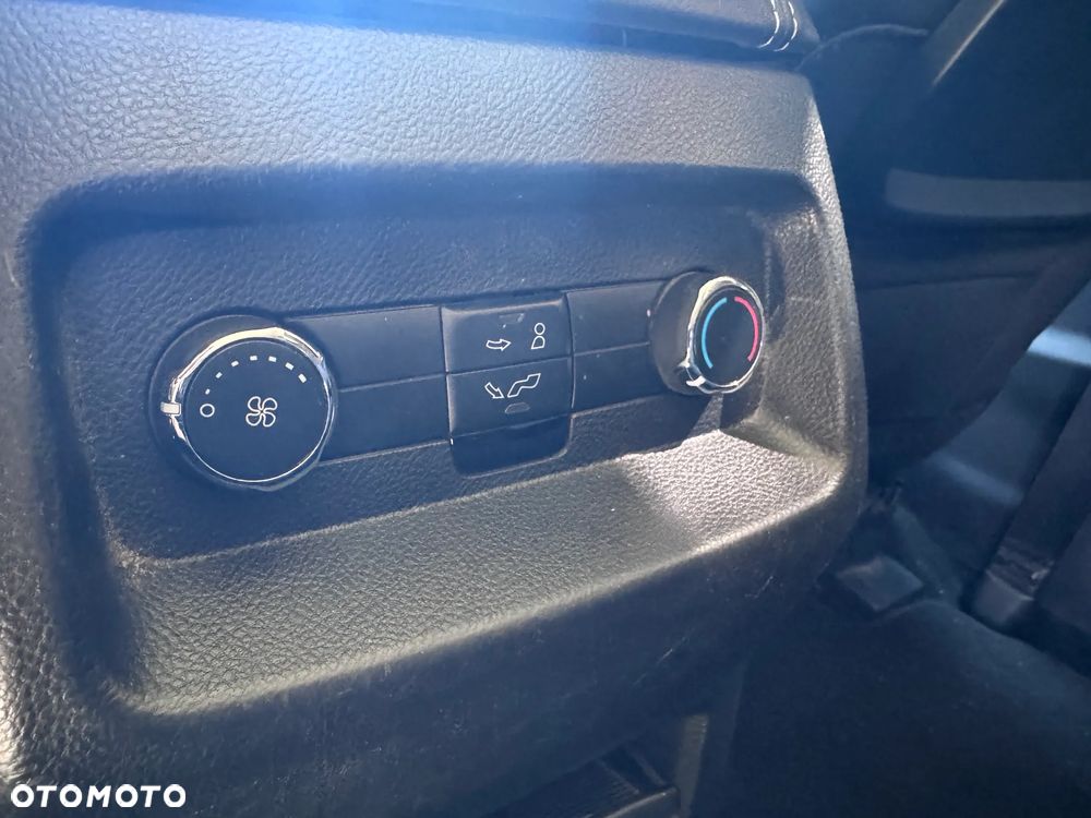 Ford Galaxy 2.0 EcoBlue 4WD Titanium - 13