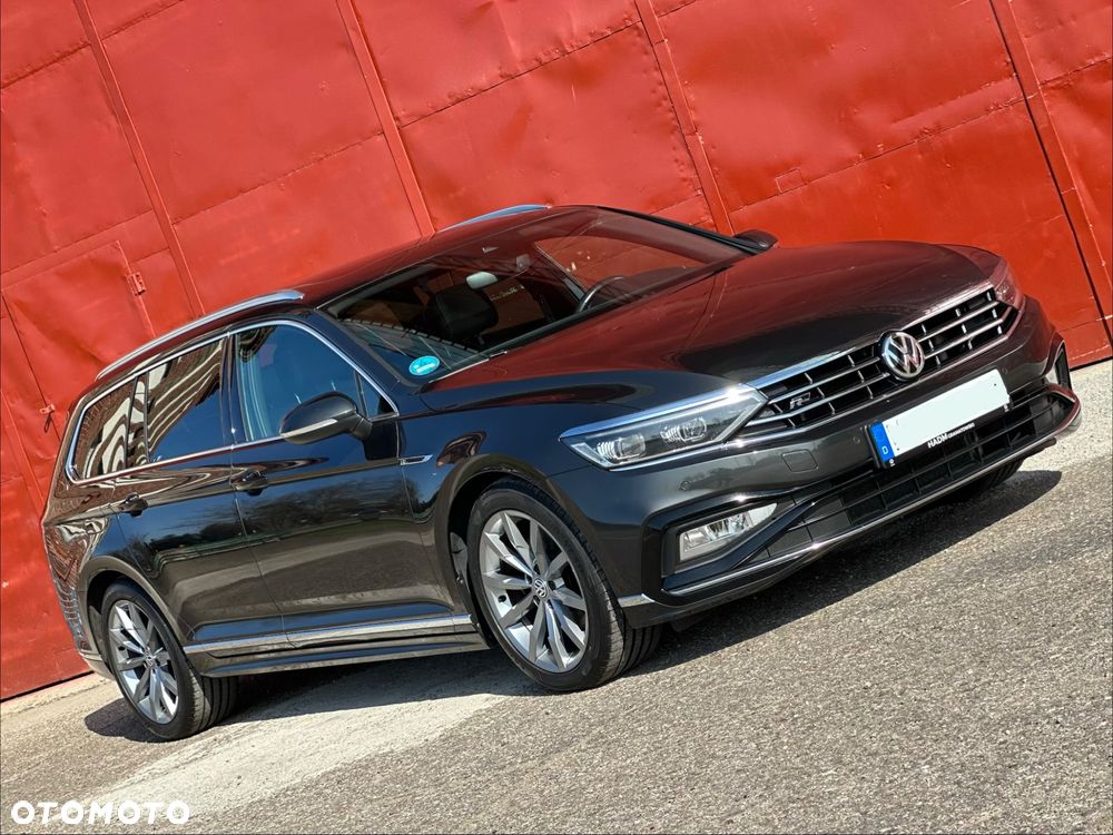 Volkswagen Passat - 2