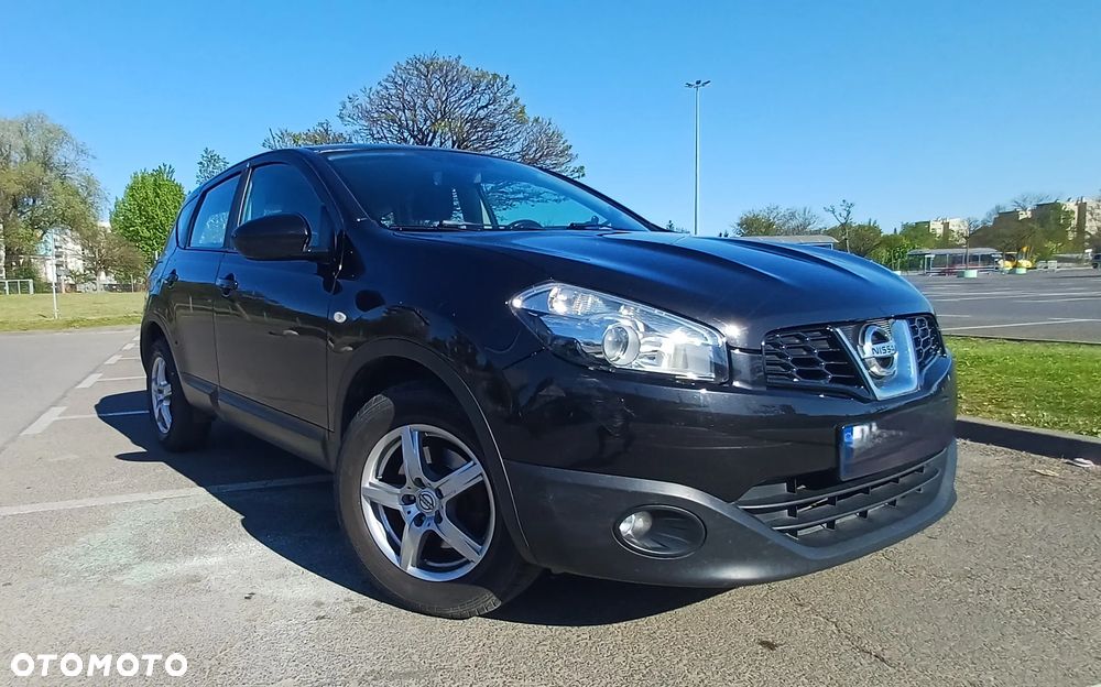Nissan Qashqai - 1