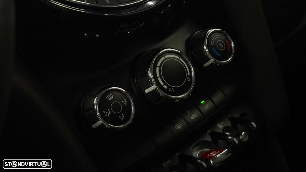MINI 3 Portas One D - 14