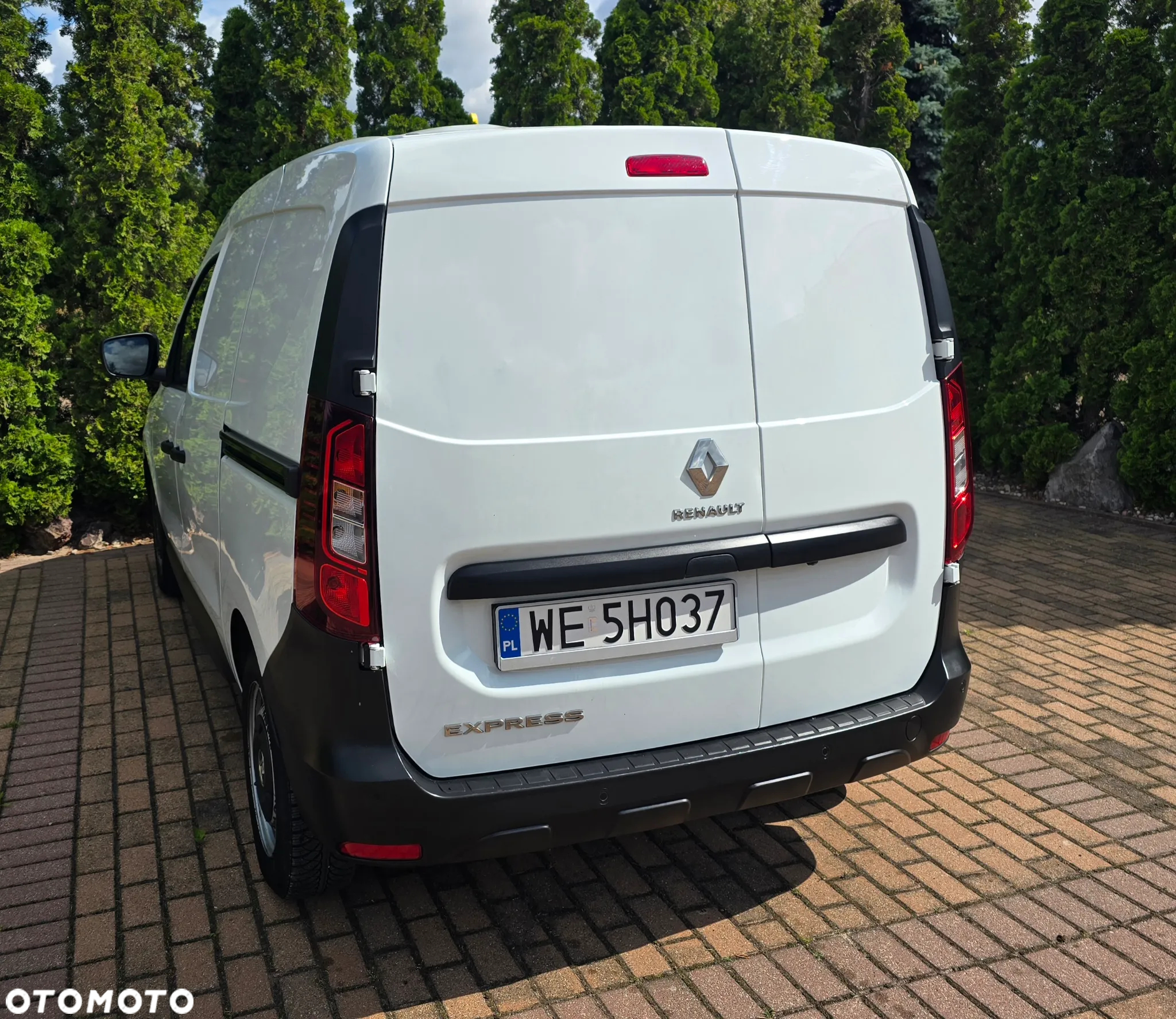 Renault EXPRESS - 11