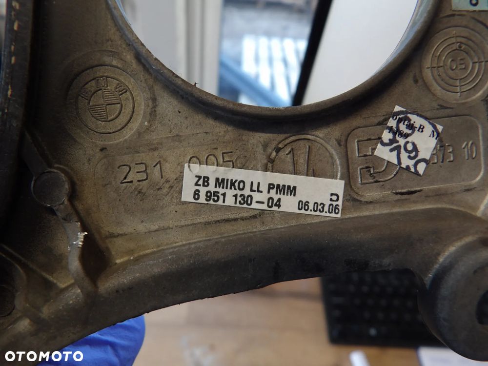 BMW - E60,E61 - DEKOR TUNELU ŚRODKOWEGO - 6951130 - 2