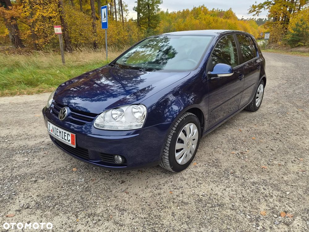 Volkswagen Golf - 1