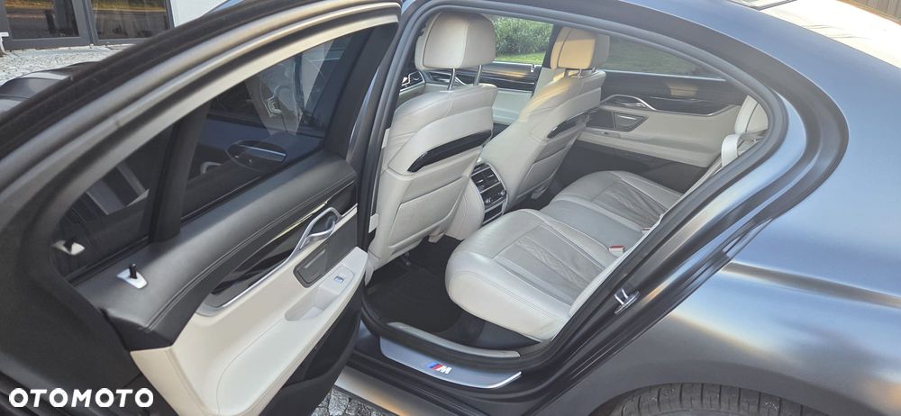 BMW Seria 7 750d xDrive - 8