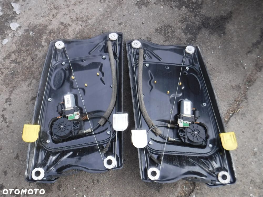Land Rover Freelander II 2 podnosnik  prawy lewy mechanizm szyby przod - 1