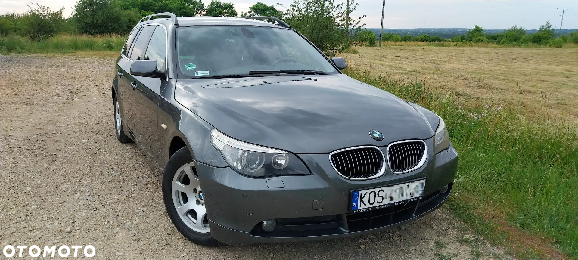 BMW Seria 5 523i - 14
