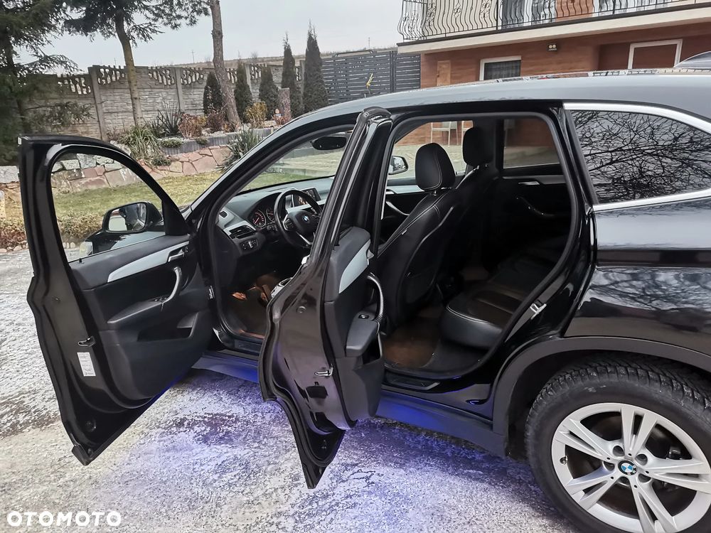 BMW X1 sDrive18d - 18