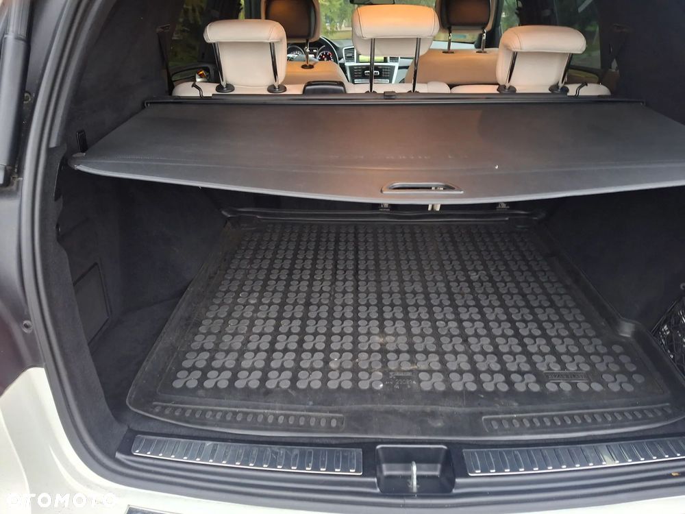 Mercedes-Benz ML - 20