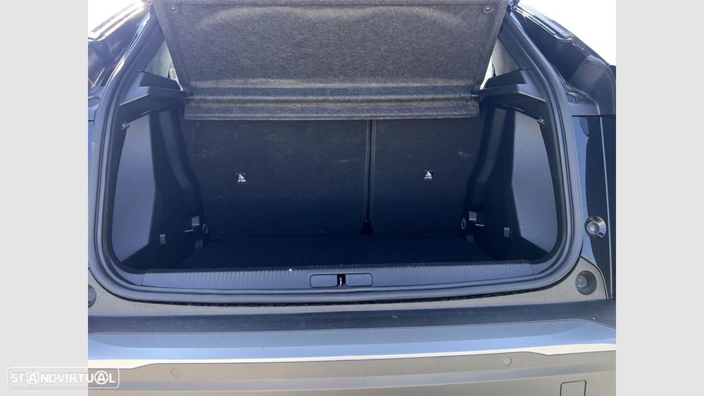 Peugeot 2008 1.2 Hybrid Allure e-DCS6 - 17