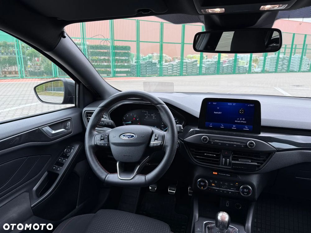 Ford Focus 1.5 EcoBoost ST-Line - 26