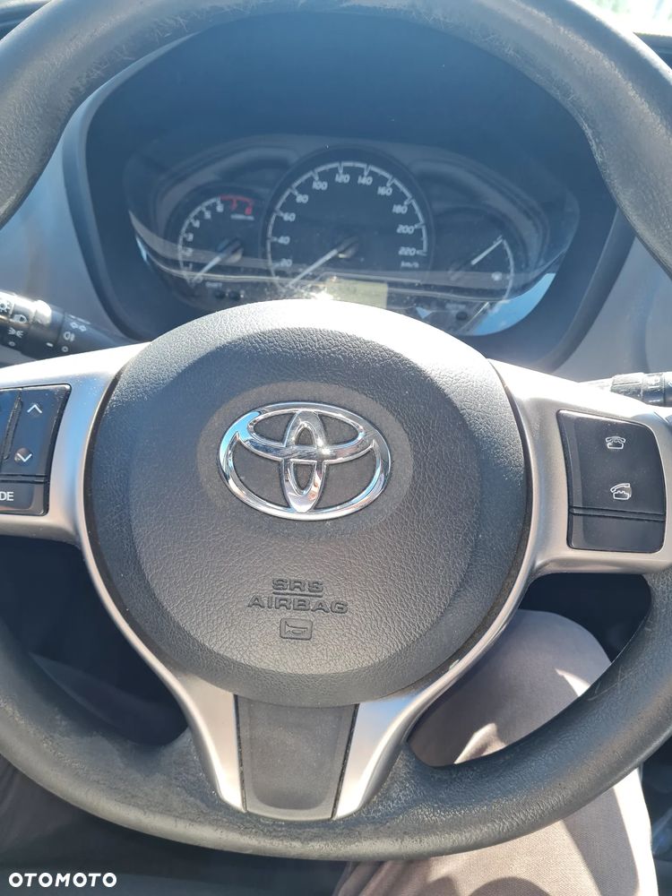 Toyota Yaris 1.0 Active EU6 - 6
