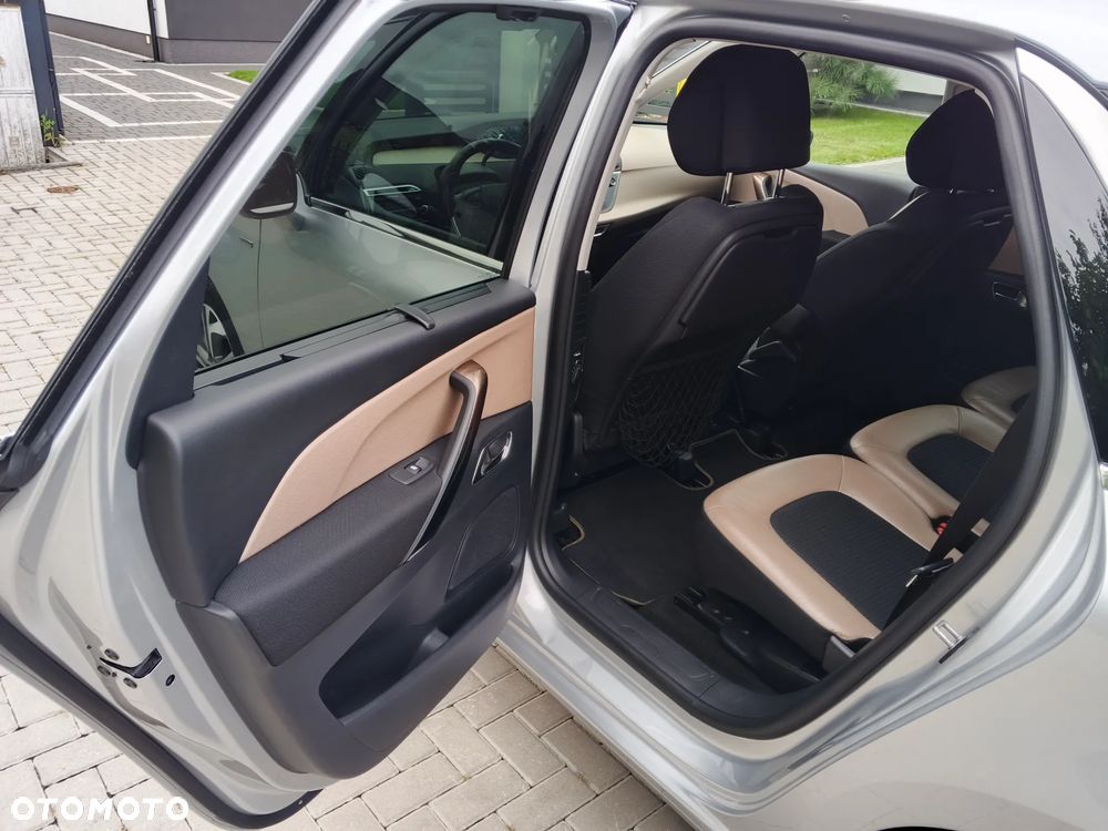 Citroën C4 Picasso BlueHDi 120 EAT6 Exclusive - 12