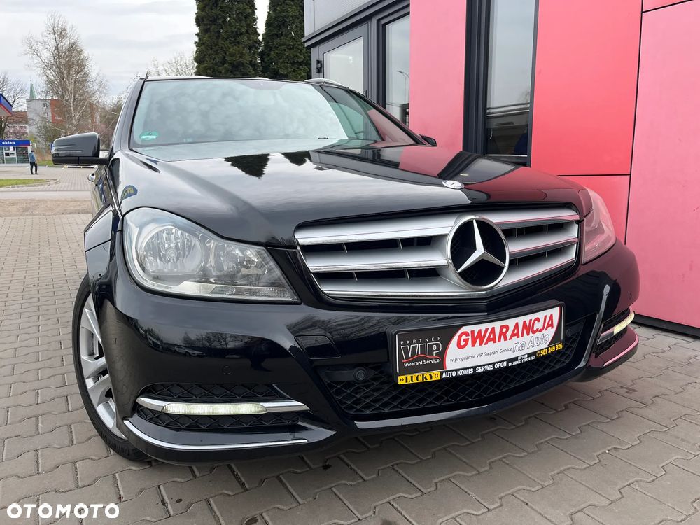Mercedes-Benz Klasa C 250 (BlueEFFICIENCY) 7G-TRONIC Avantgarde - 7