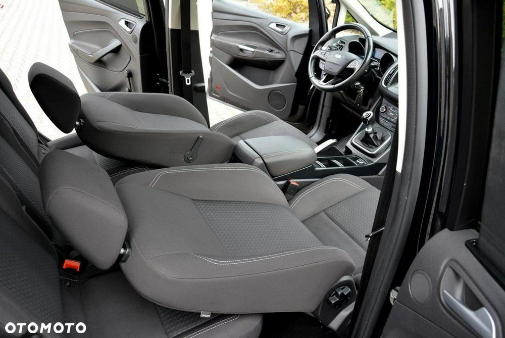 Ford C-MAX - 22