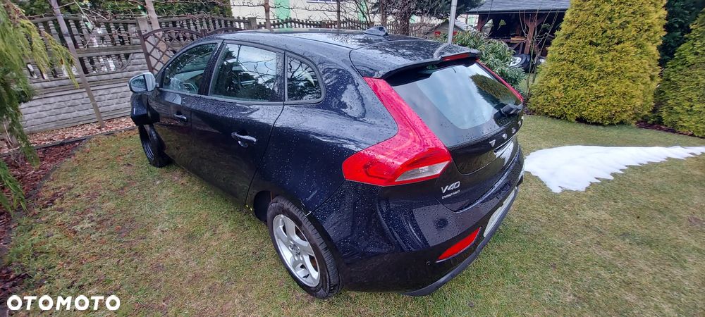 Volvo V40 D2 Drive-E Kinetic - 2