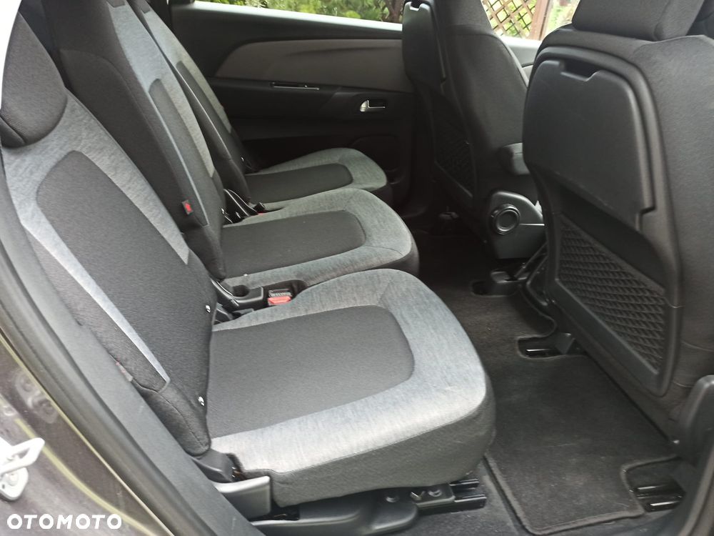 Citroën C4 SpaceTourer 1.2 PureTech Shine S&S - 22