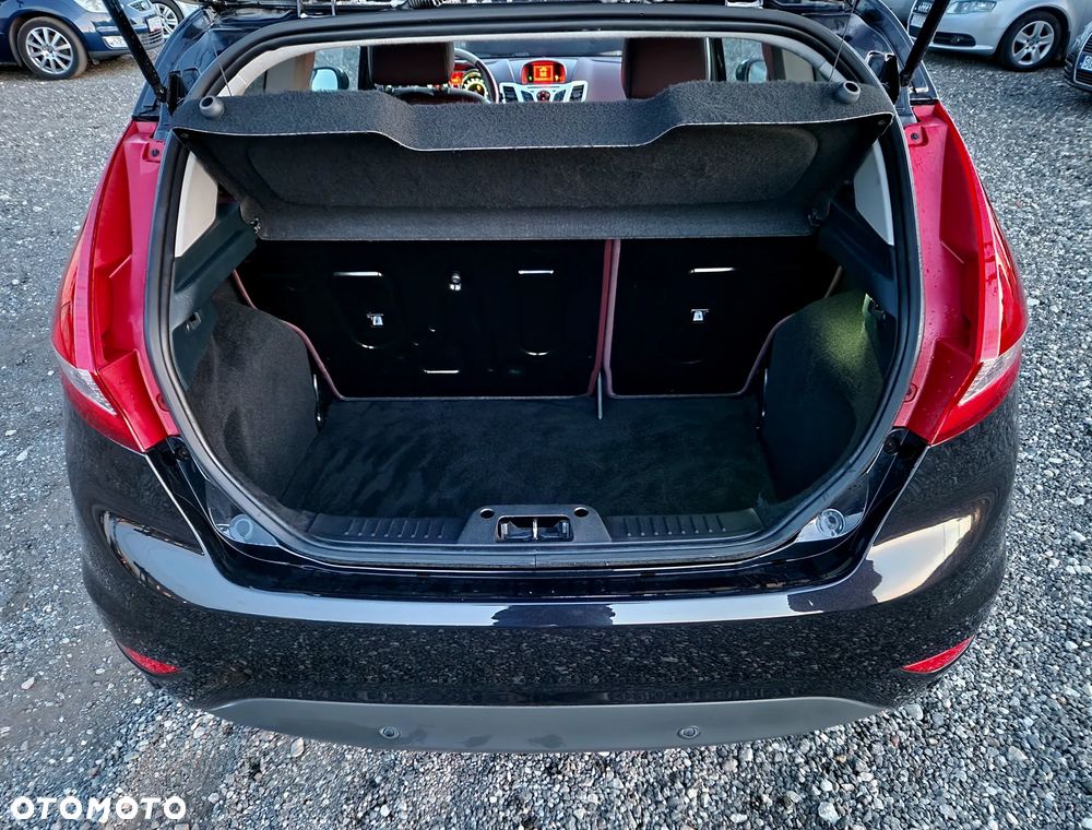 Ford Fiesta - 10