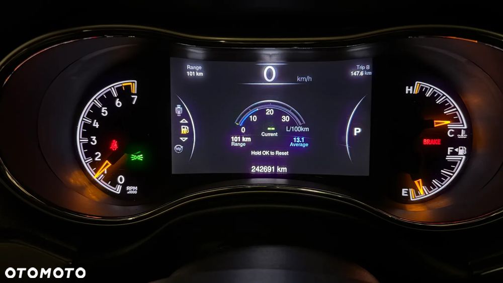 Jeep Grand Cherokee - 8