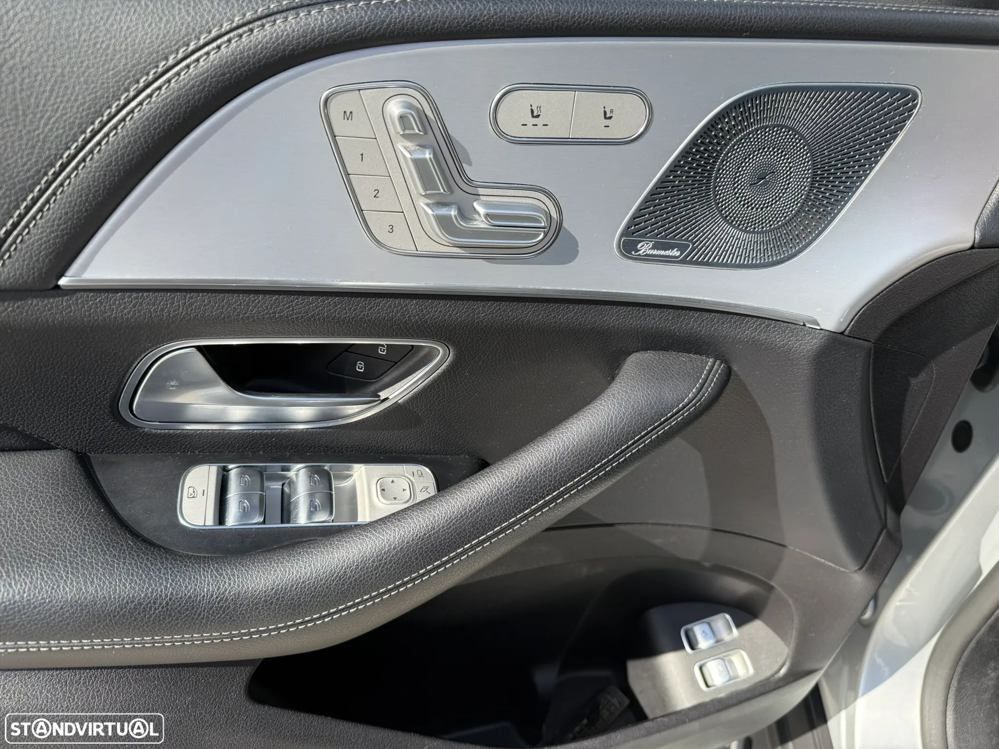 Mercedes-Benz GLE 300 d 4Matic - 27