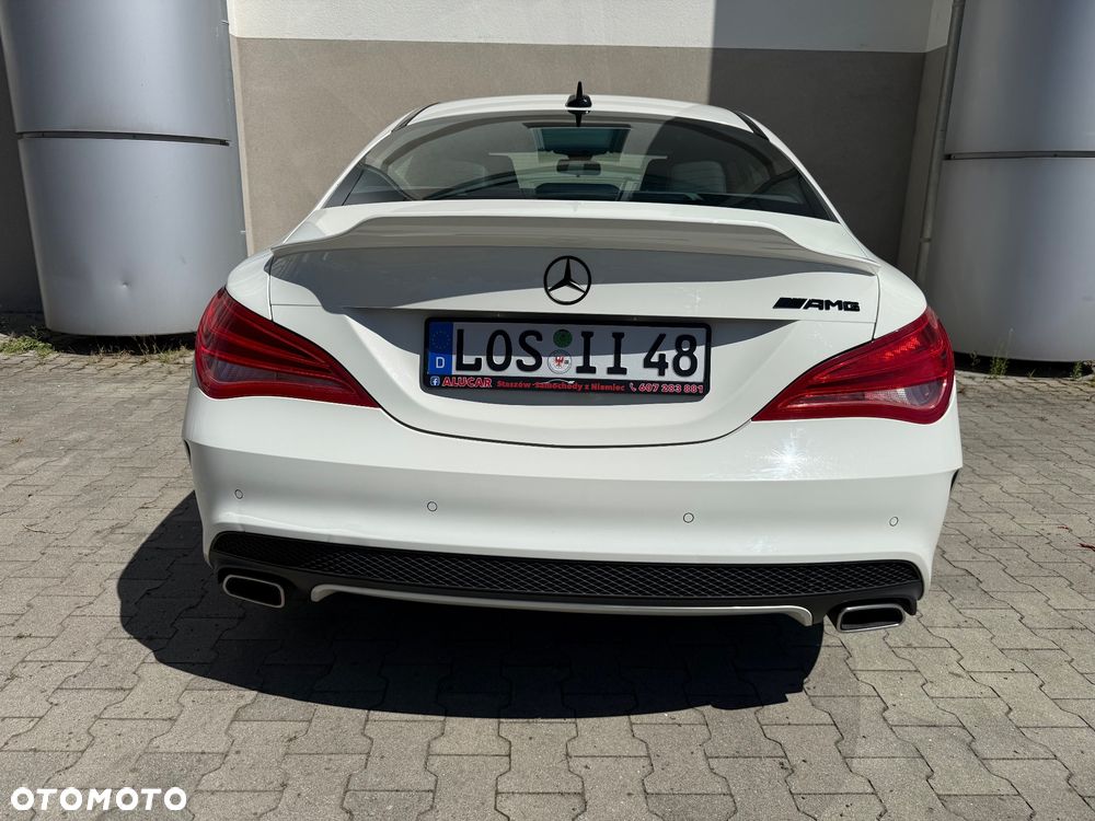 Mercedes-Benz CLA 180 7G-DCT AMG Line - 15