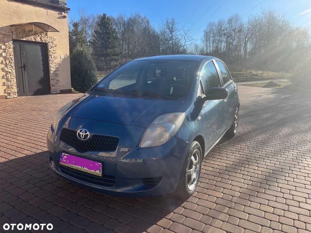 Toyota Yaris - 7