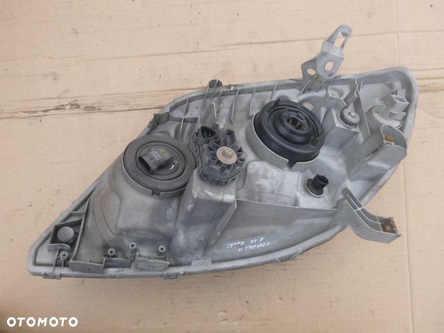 LAMPA PRAWY PRZÓD PRAWA PRZEDNIA TOYOTA COROLLA E12 01- - 9