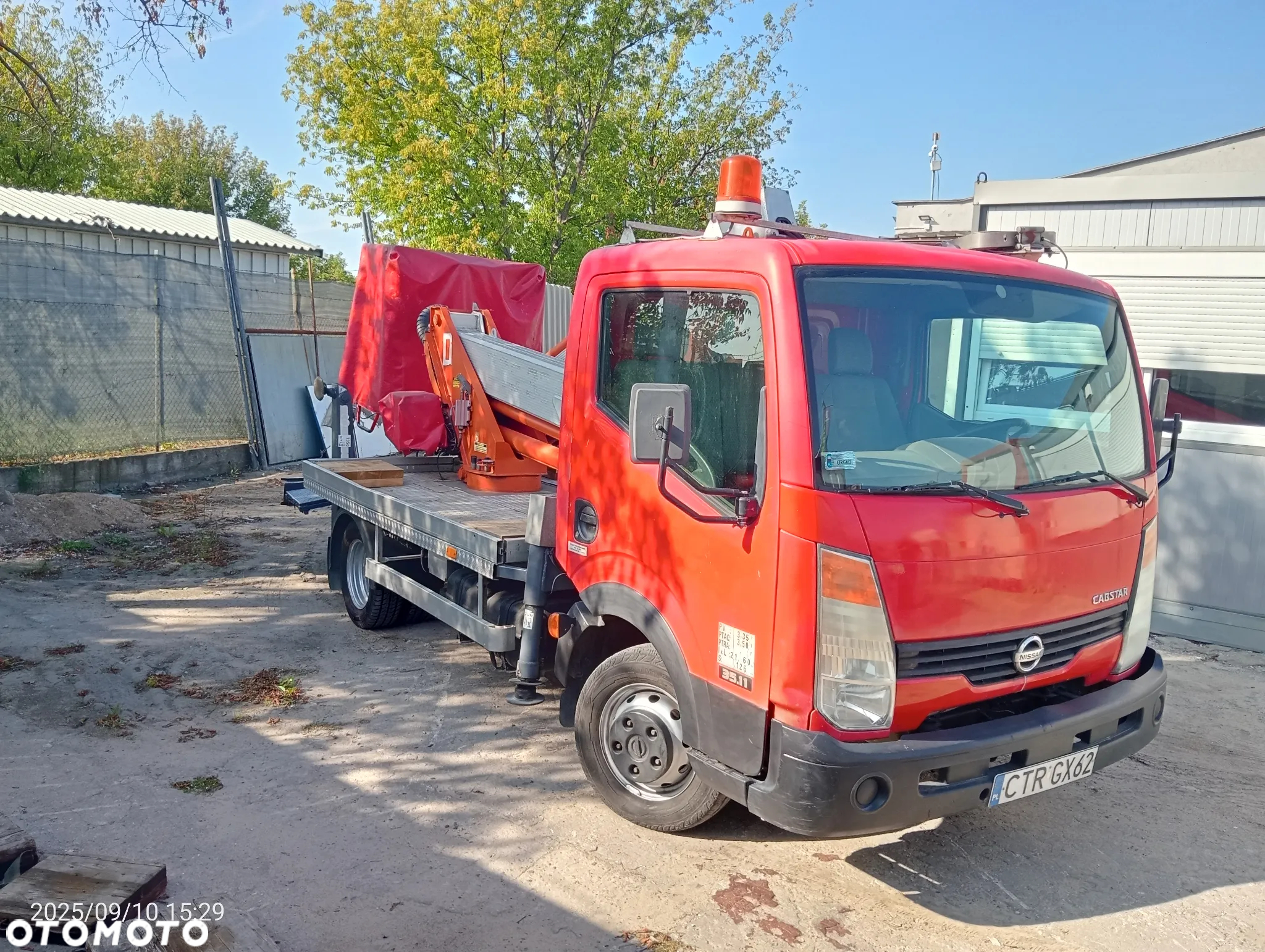 Nissan CABSTAR - 4