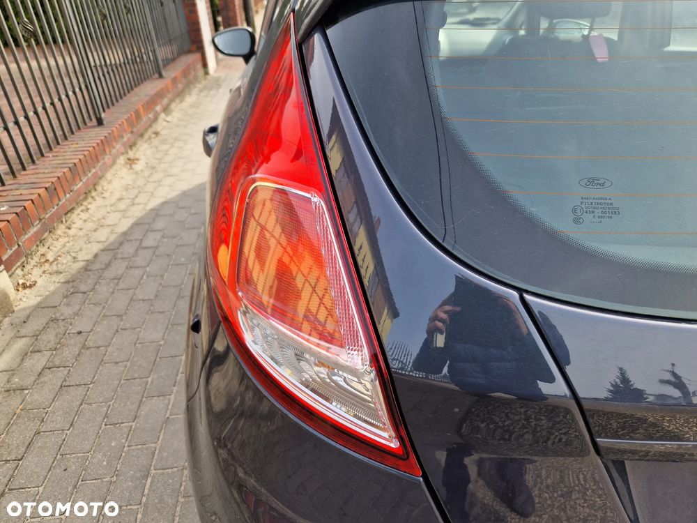 Ford Fiesta 1.25 Ambiente EU5 - 12