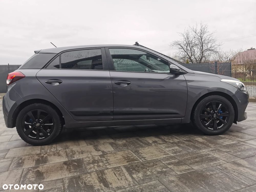 Hyundai i20 blue 1.2 YES Silver - 27