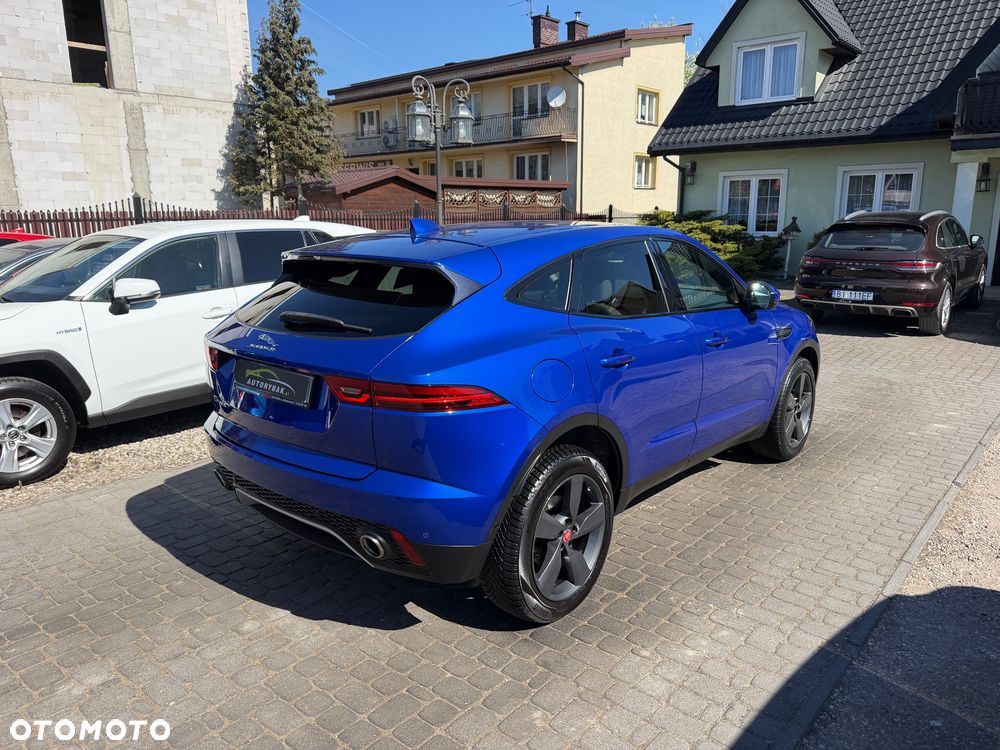 Jaguar E-Pace 2.0 i4D AWD R-Dynamic Chequered Flag - 3