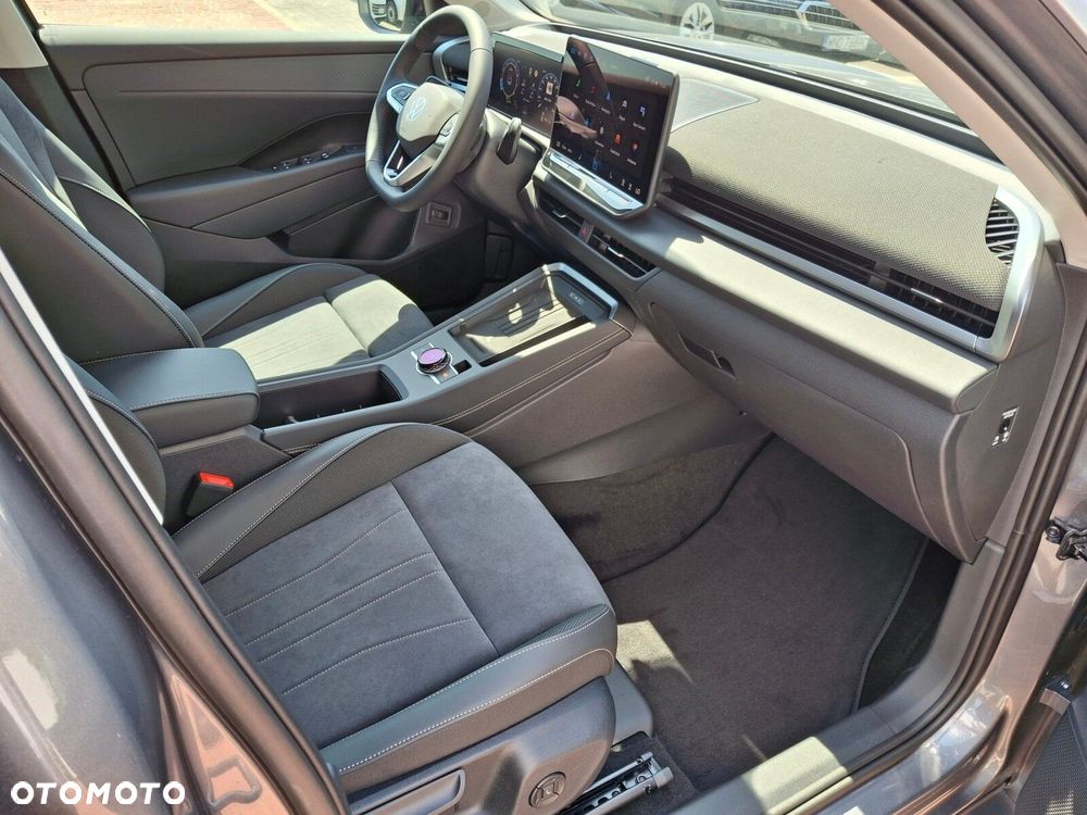 Volkswagen T-Roc 1.5 TSI Style DSG - 22