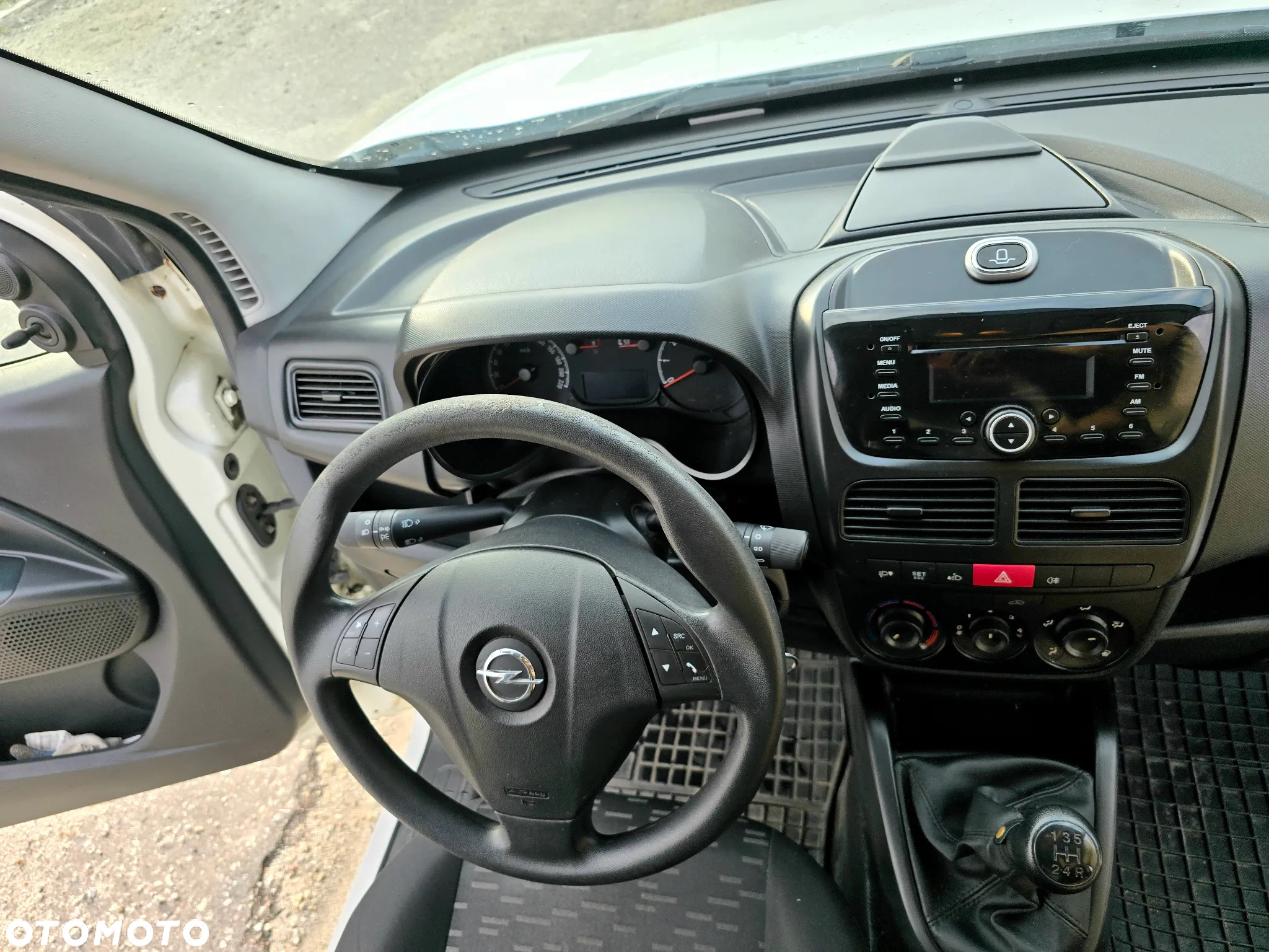 Opel Combo - 8