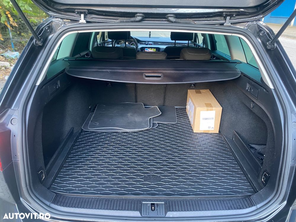 Volkswagen Passat Variant 2.0 TDI DSG Elegance - 19