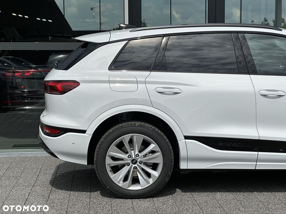 Audi Q6 e-tron - 6