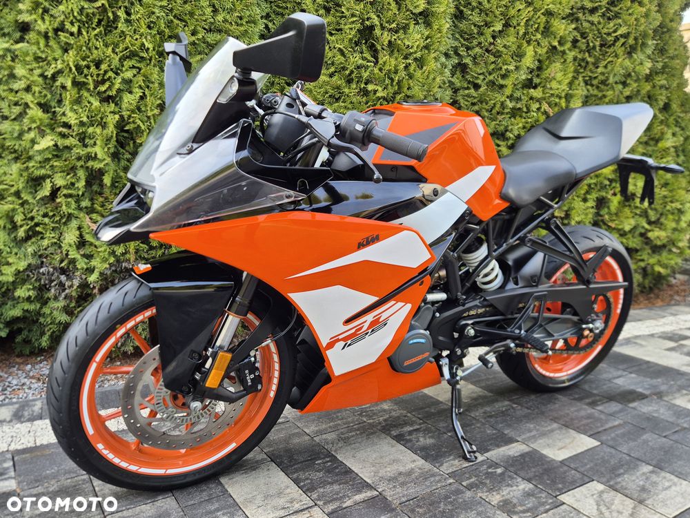 KTM RC 125 - 4