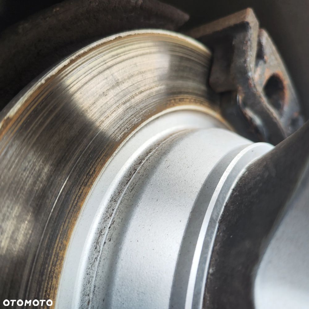 Ford Kuga 2.0 TDCi 2x4 Trend - 10