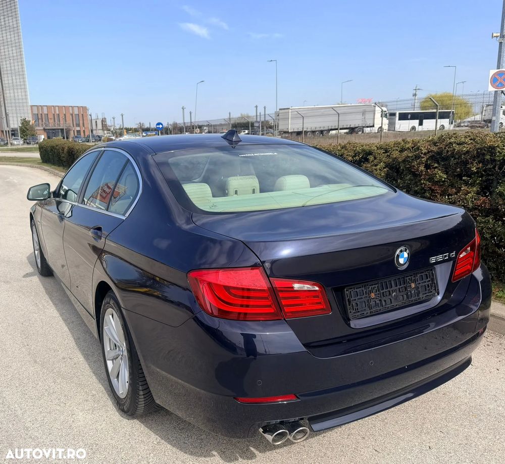 BMW Seria 5 520d Efficient Dynamics Edition - 16