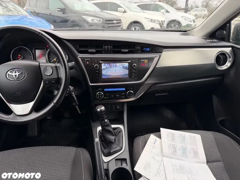 Toyota Auris 2.0 D-4D Edition - 16
