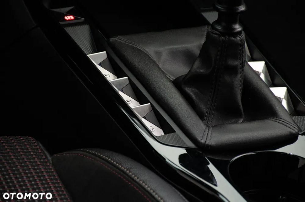 DS Automobiles DS 3 Crossback 1.5 BlueHDi Performance Line - 36