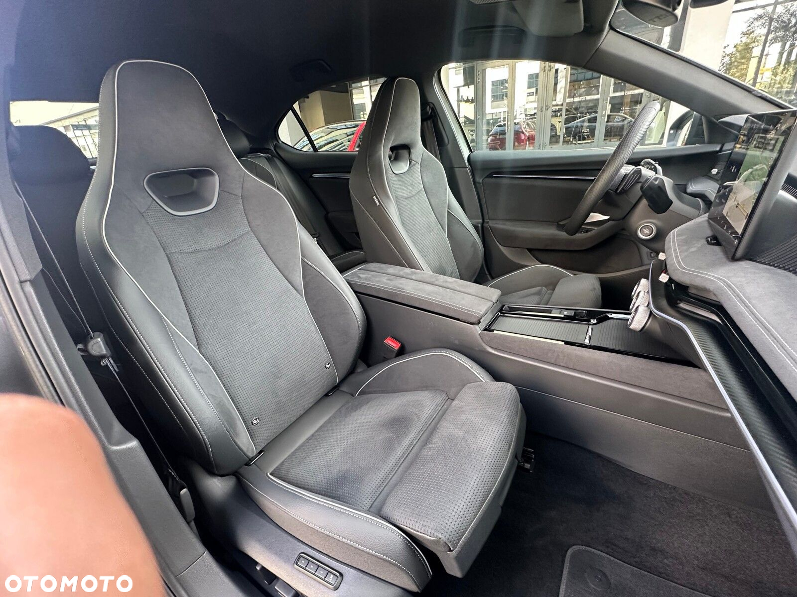 Skoda Superb 2.0 TSI Sportline DSG - 19