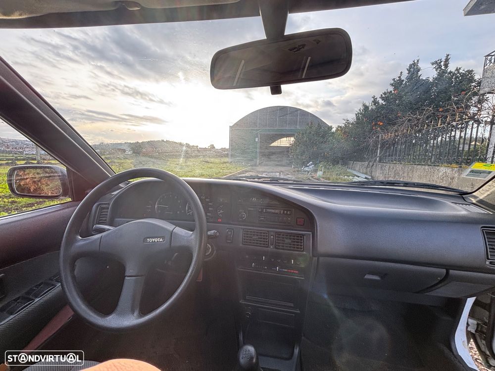 Toyota Corolla Hatchback 1.3 Velvet - 8